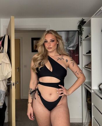 Full leaked Beckiiwhiting private photo