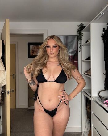 Full leaked Beckiiwhiting private photo