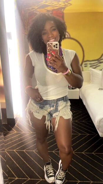 Full leaked Beckybrowngurl page private photo