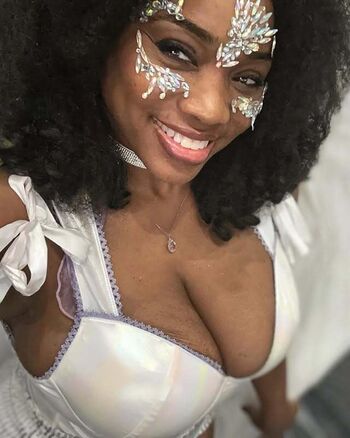 Full leaked Beckybrowngurl page private photo