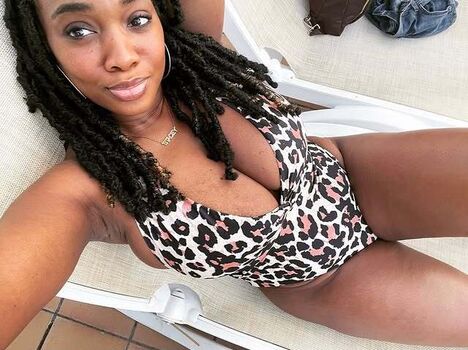 Full leaked Beckybrowngurl private photo