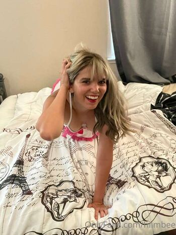 Full leaked Bee private photo
