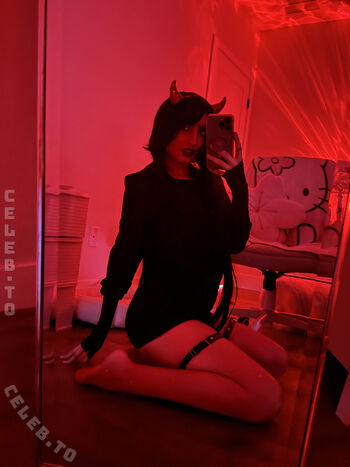 Full leaked Beebee page private photo