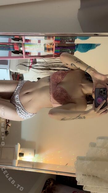 Full leaked Beebee page private photo