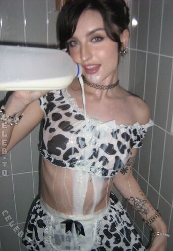 Full leaked Beebee page private photo