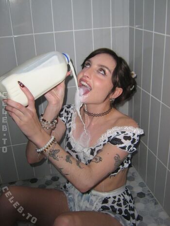 Full leaked Beebee page private photo