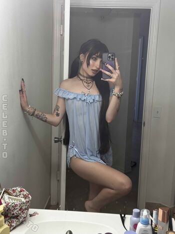 Full leaked Beebee page private photo