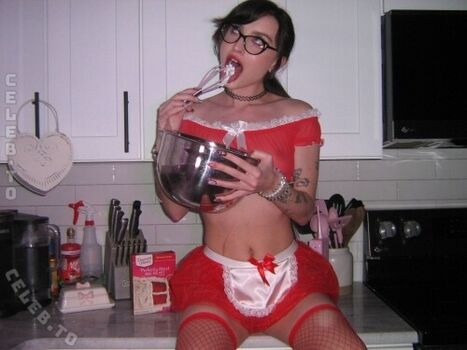 Full leaked Beebee page private photo