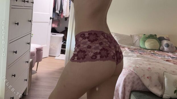 Full leaked Beebee page private photo
