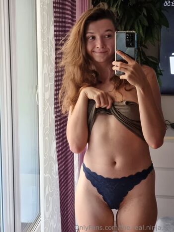 Full leaked Beeboogirl private photo