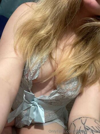 Full leaked Beemergirl page private photo