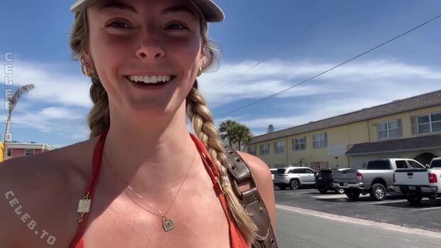 Full leaked Beez asmr private photo