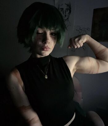 Full leaked Beezleneezle private photo