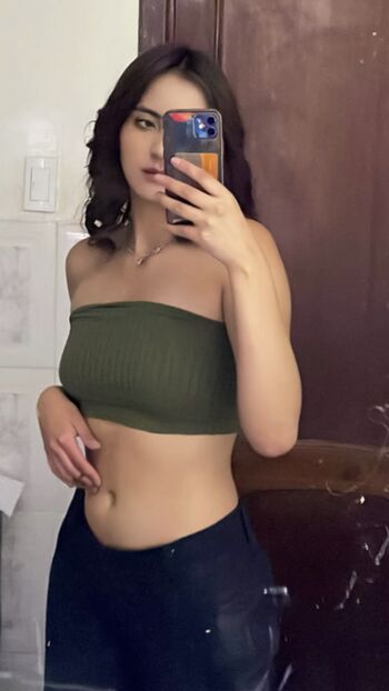 Full leaked Beks guerra private photo
