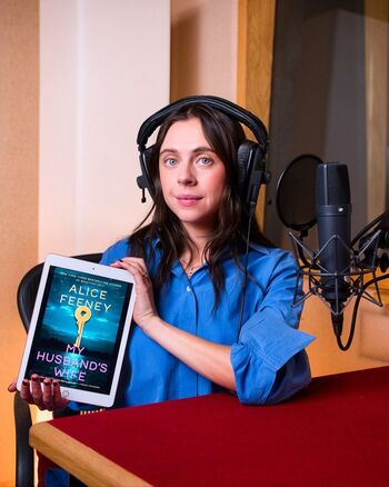 Bel Powley