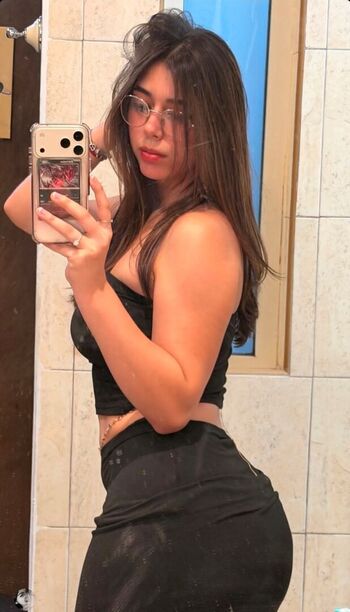 Full leaked Belapunkk private photo