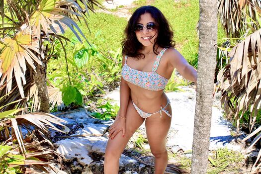 Full leaked Belenalfaro private photo