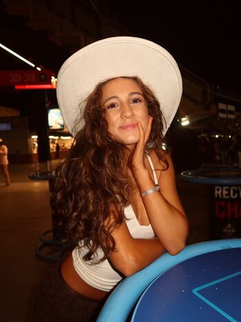 Full leaked Bella albanese private photo