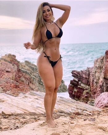 Full leaked Bella araujo private photo