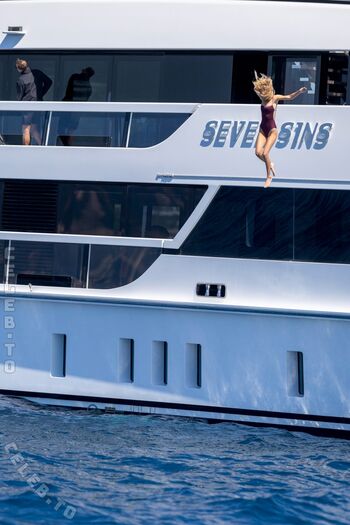 Full leaked Bella hadid  page private photo