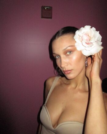 Full leaked Bella hadid  page private photo