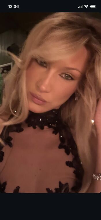 Full leaked Bella hadid private photo