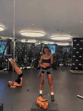 Full leaked Bella hadid  page private photo