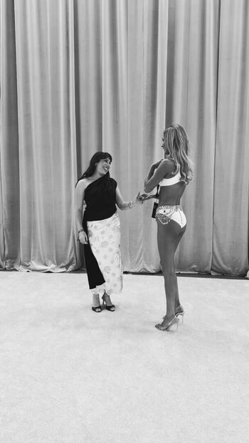 Full leaked Bella hadid  page private photo