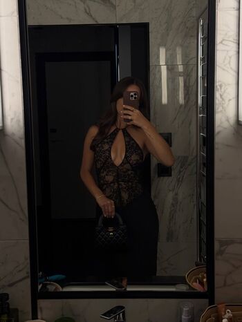 Full leaked Bella james private photo