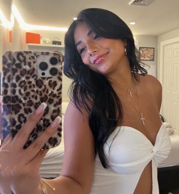 Full leaked Bella parisio private photo