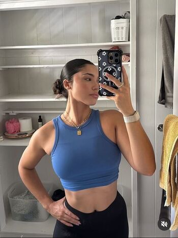 Bella Ramos