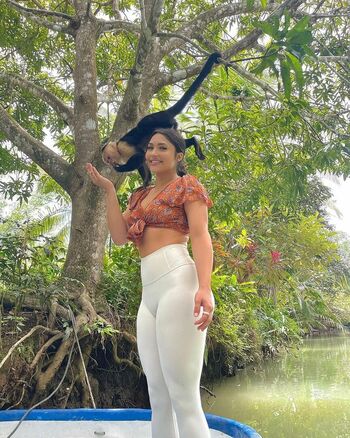Bella Ramos