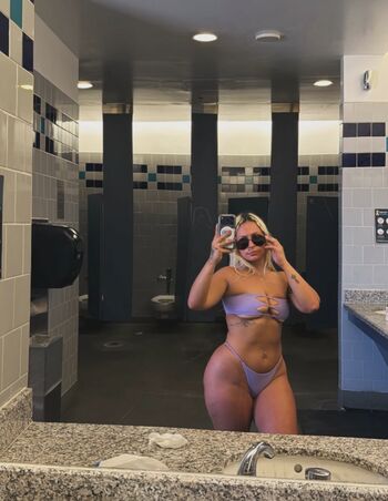 Full leaked Bella thiccc private photo