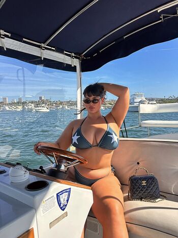 Full leaked Bellaagolden private photo