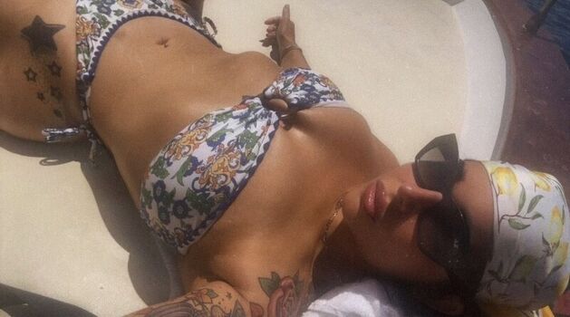 Full leaked Bellabarbellz private photo