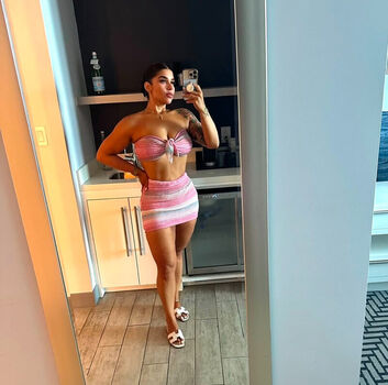 Full leaked Bellabarbellz private photo