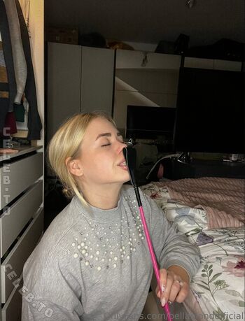 Full leaked Bellablondofficial private photo