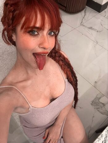 Full leaked Belladuenas private photo