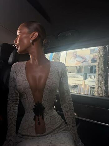 Full leaked Bellahadid private photo