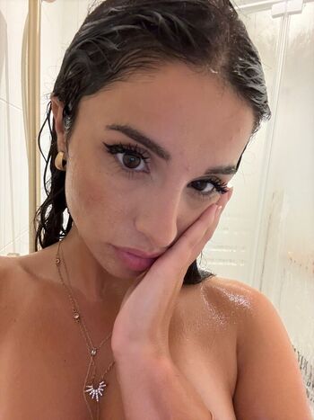 Full leaked Bellaniof private photo