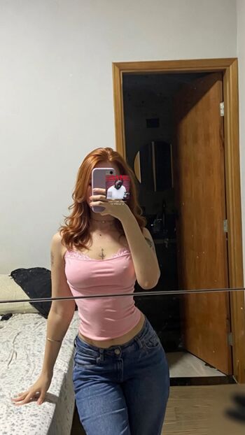 Full leaked Bellassq private photo