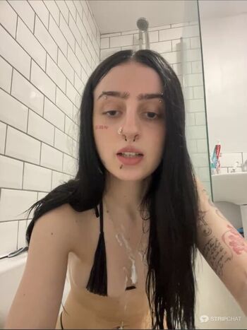 Full leaked Bellaxlauren private photo