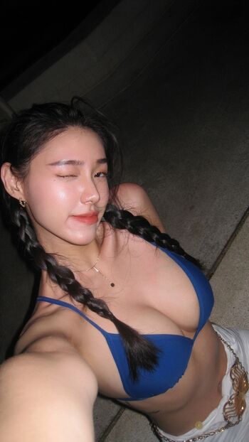 Full leaked Bellebeastblack page private photo