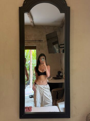 Full leaked Bellebeastblack private photo