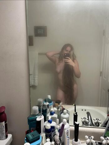 Full leaked Bemby bee private photo