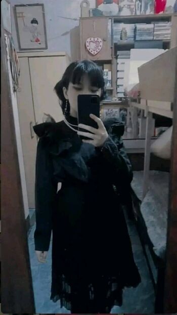 Full leaked Berry mine page private photo