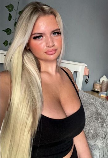 Full leaked Beth gould page private photo