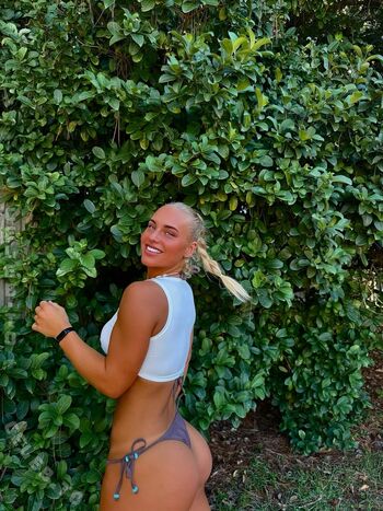 Full leaked Beth grotelueschen private photo