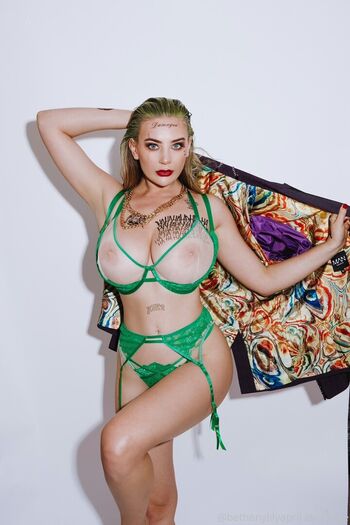 Full leaked Beth lily private photo