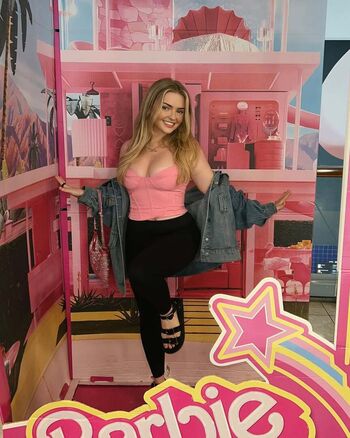 Full leaked Beth mae private photo